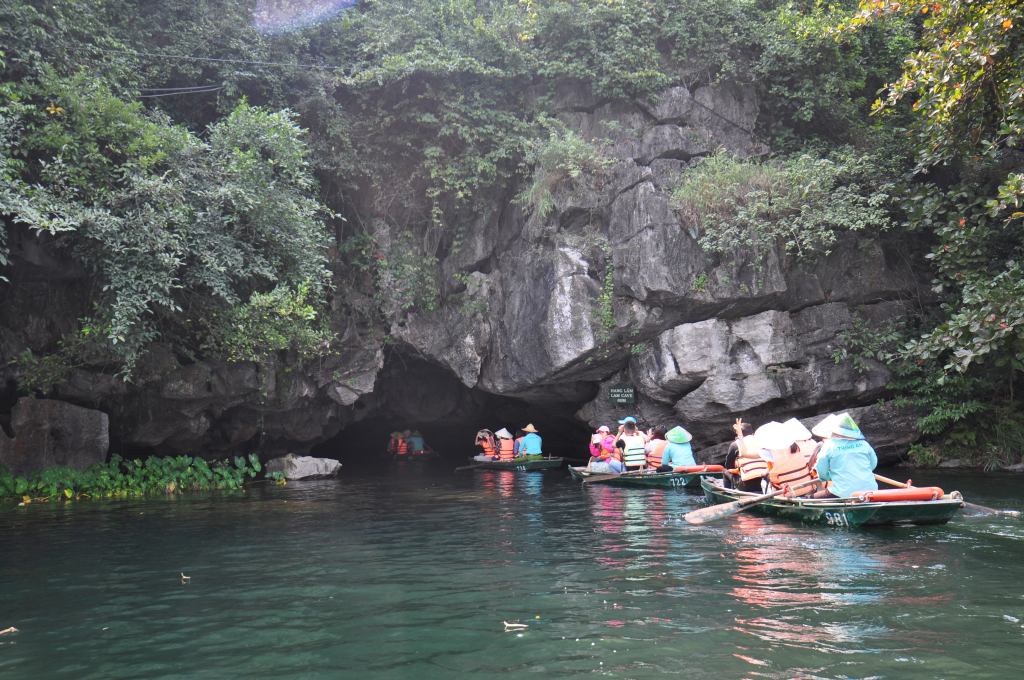 Lam Caveの入り口
