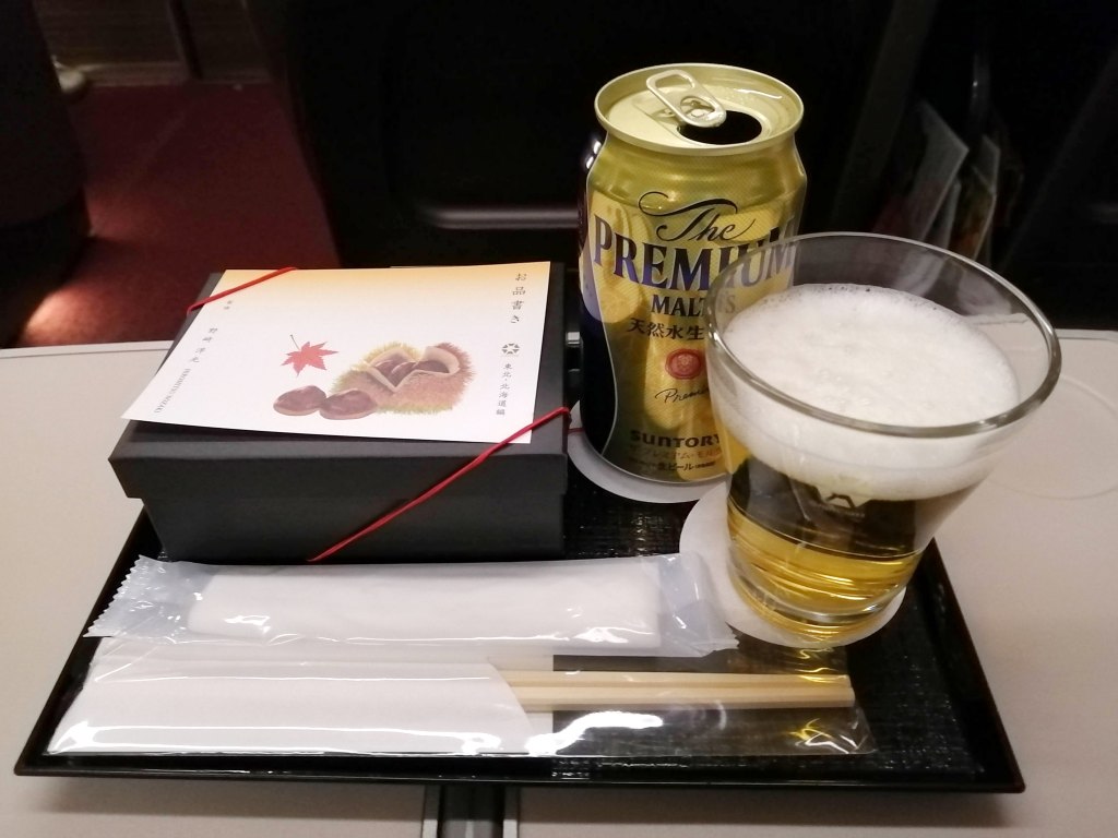 軽食とビール