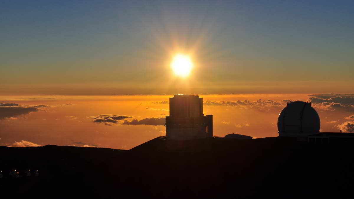 マウナ・ケア山頂から見た夕日